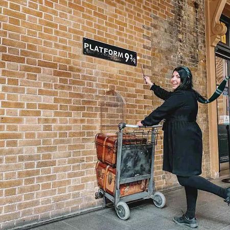 Platform 9 3/4 By Condokeeper 伦敦 外观 照片